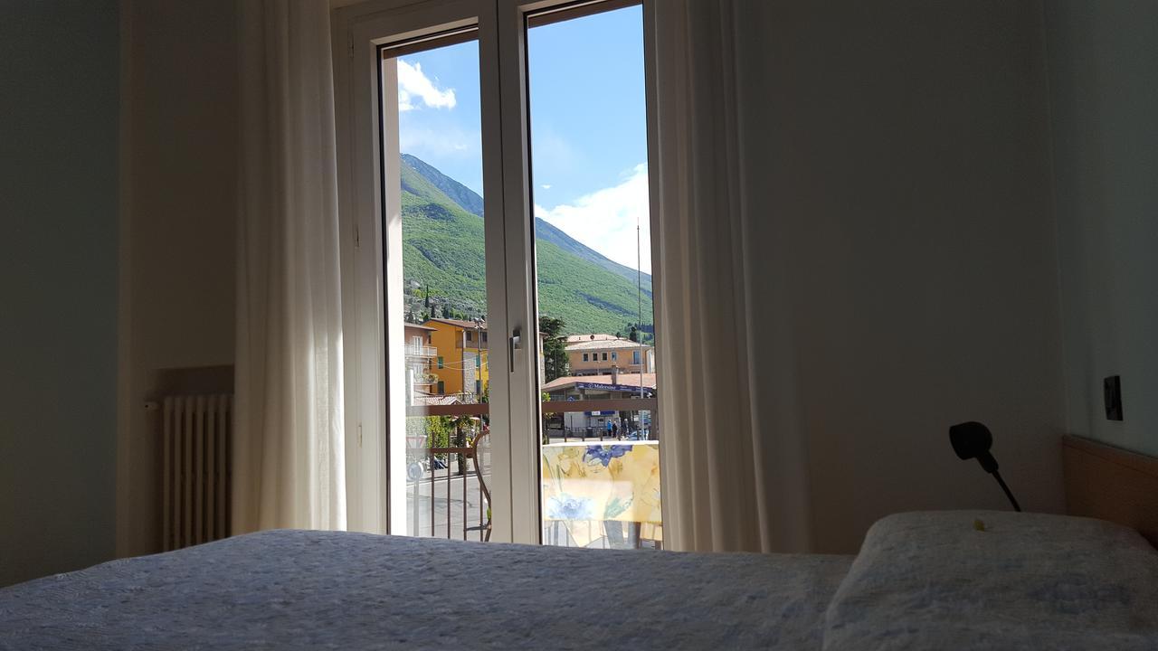Hotel Firenze Malcesine Kültér fotó