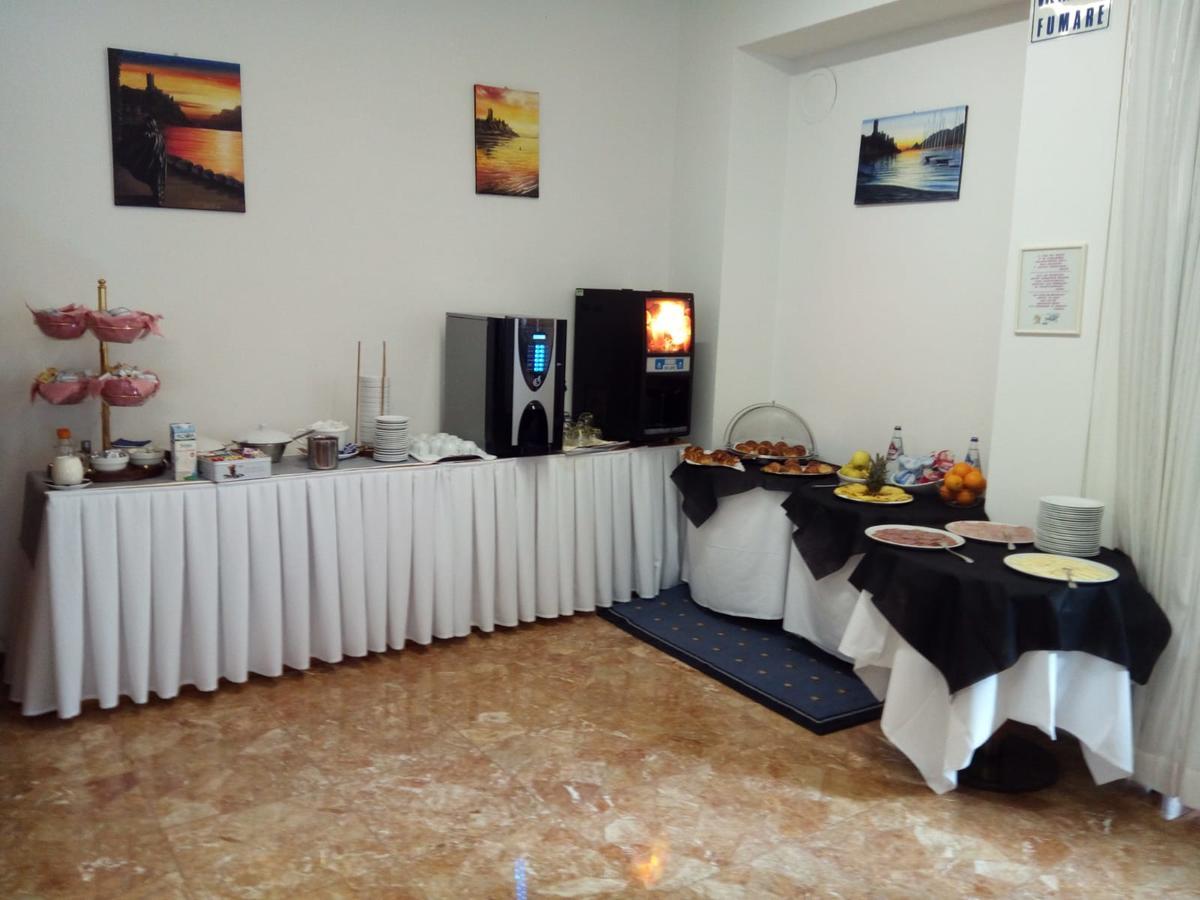 Hotel Firenze Malcesine Kültér fotó